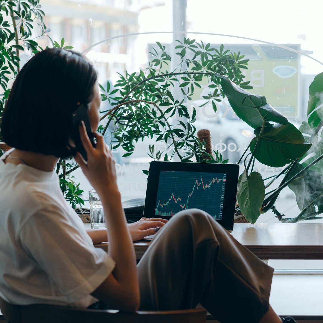 Image of A long-term investment strategy is all about your mindset. Here are 5 tips to help you get started.