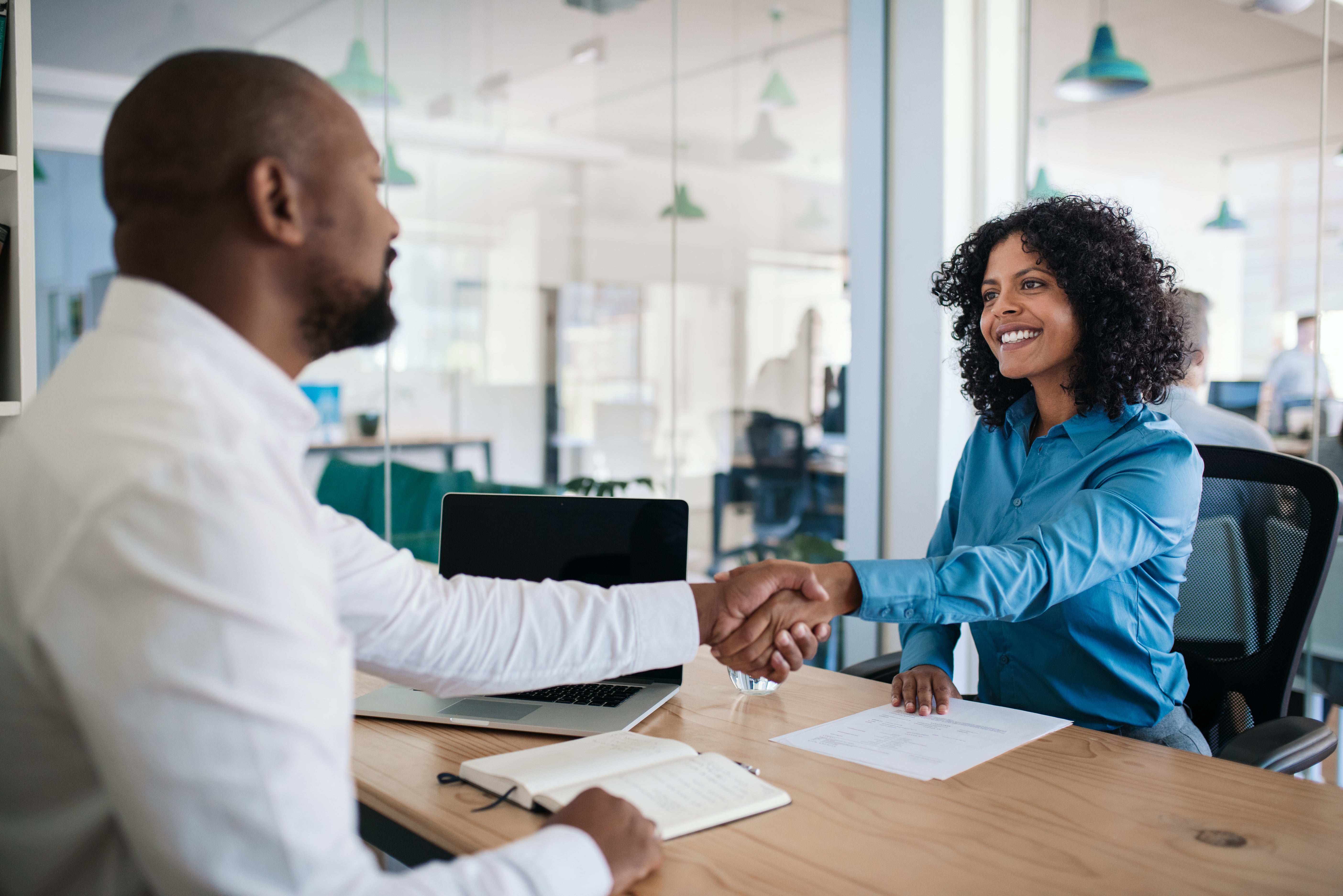 4 Questions to Ask in an Interview | Acorns