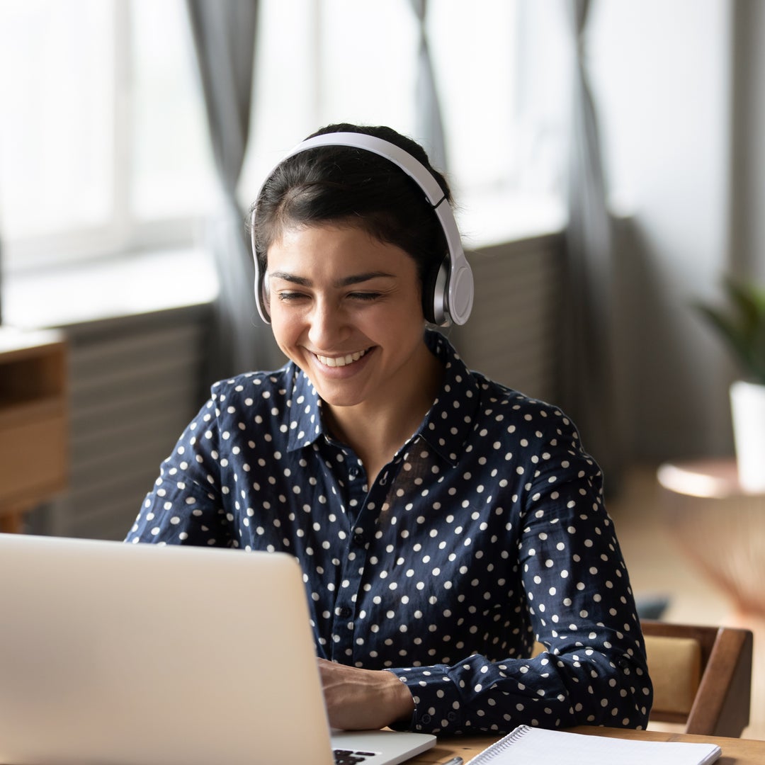 Image of If you’re a teacher & looking for some extra cash throughout the year, especially in the summer, then here are 4 side jobs that teachers can pick up.