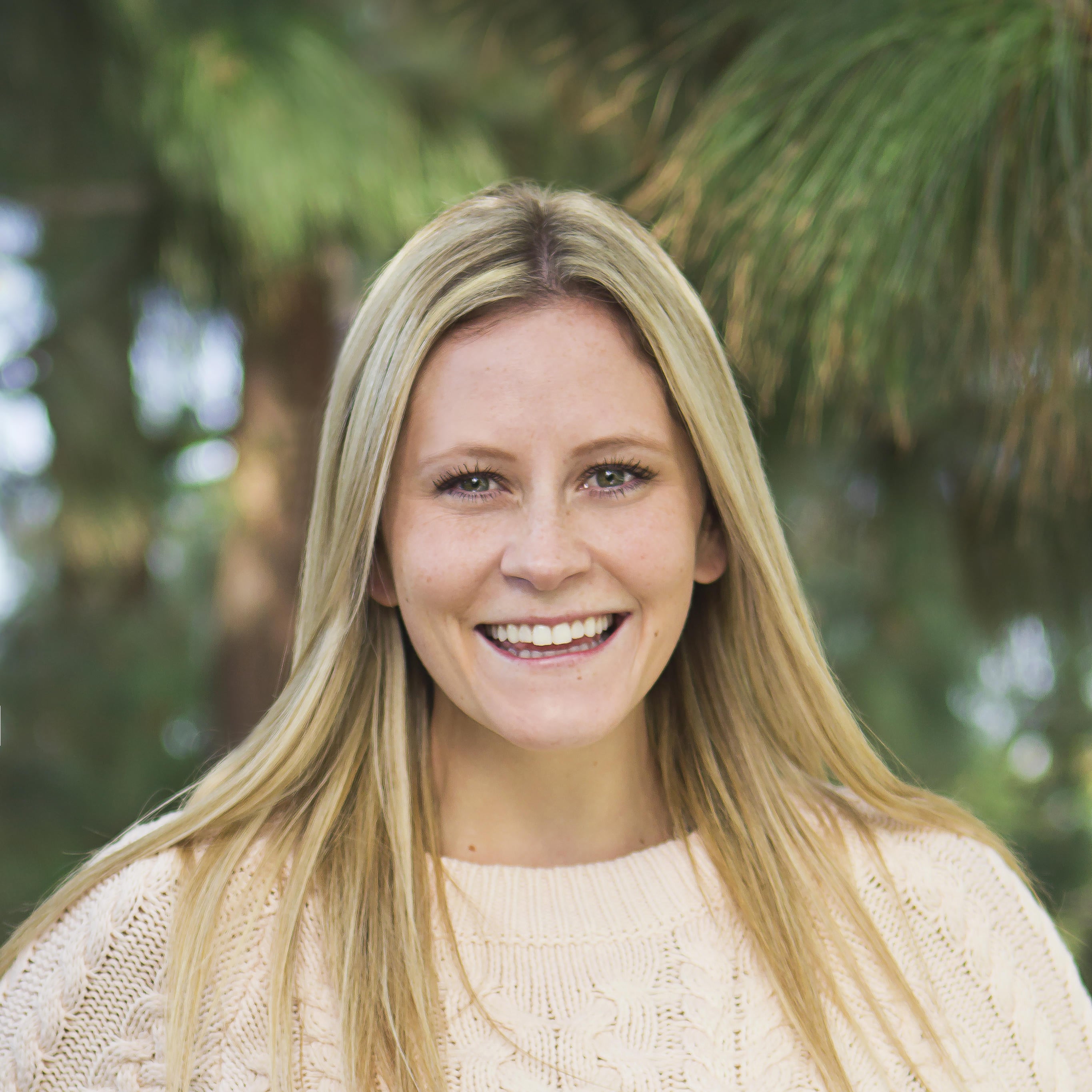 Holly Miller photo