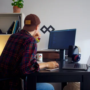 Solo 401(k) vs SEP IRA vs Roth IRA: Which Retirement Account Wins For Freelancers