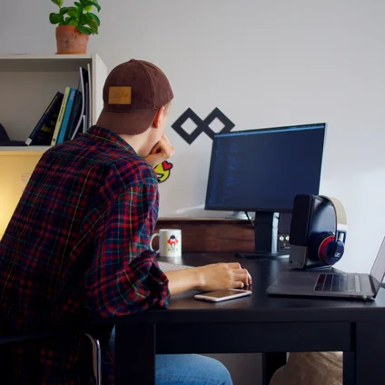 Solo 401(k) vs SEP IRA vs Roth IRA: Which Retirement Account Wins For Freelancers