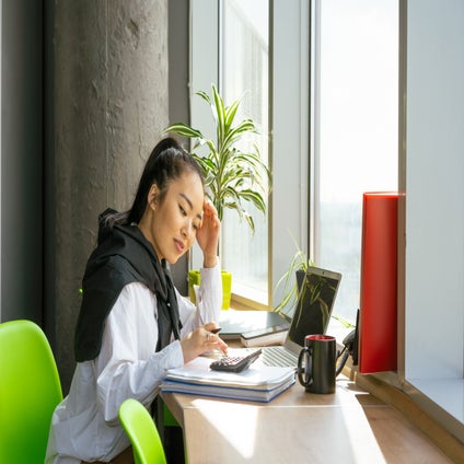 25 Side Hustle Ideas to Make Extra Money in 2026