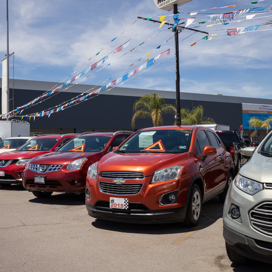 Image of Are you interested in buying or selling a used car? Here are some of the top used car market trends for 2022 to help inform your decision. 