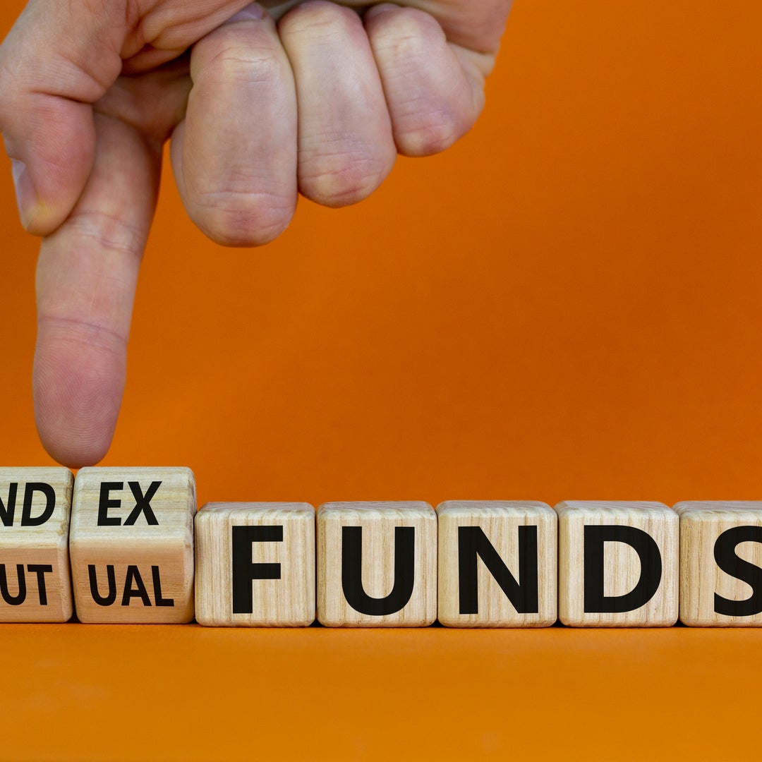 Image of We break down the distinctions between mutual funds and index funds to determine which is the right fit for you.