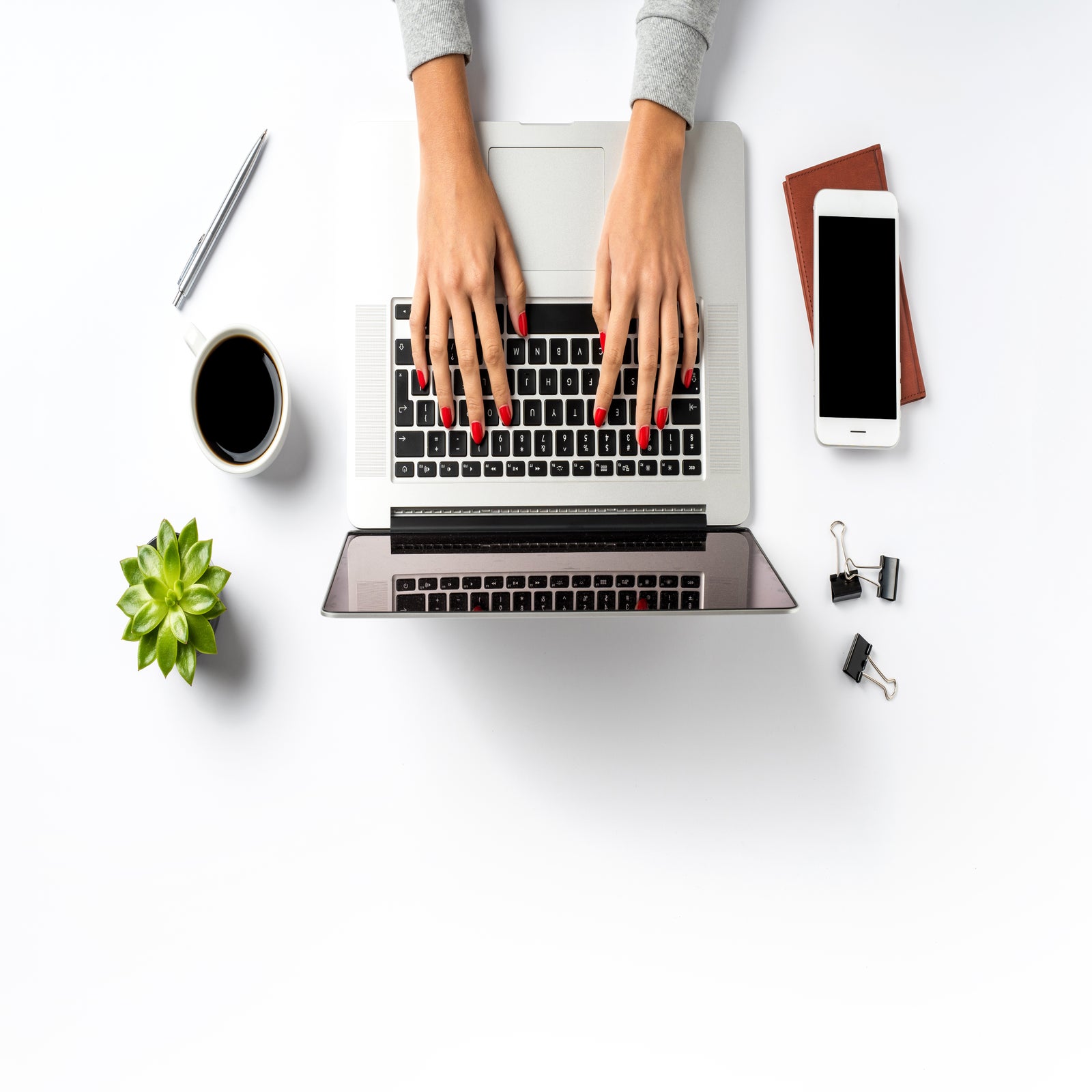 Image of Savings accounts and money market accounts are both good places to put your savings. Here is how to choose between them.